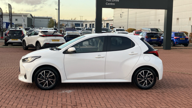 Toyota Yaris 1.5 Hybrid Design 5dr CVT Hybrid Hatchback